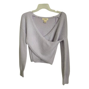 Jessica Simpson Lavender V Neck Sweater Size Small